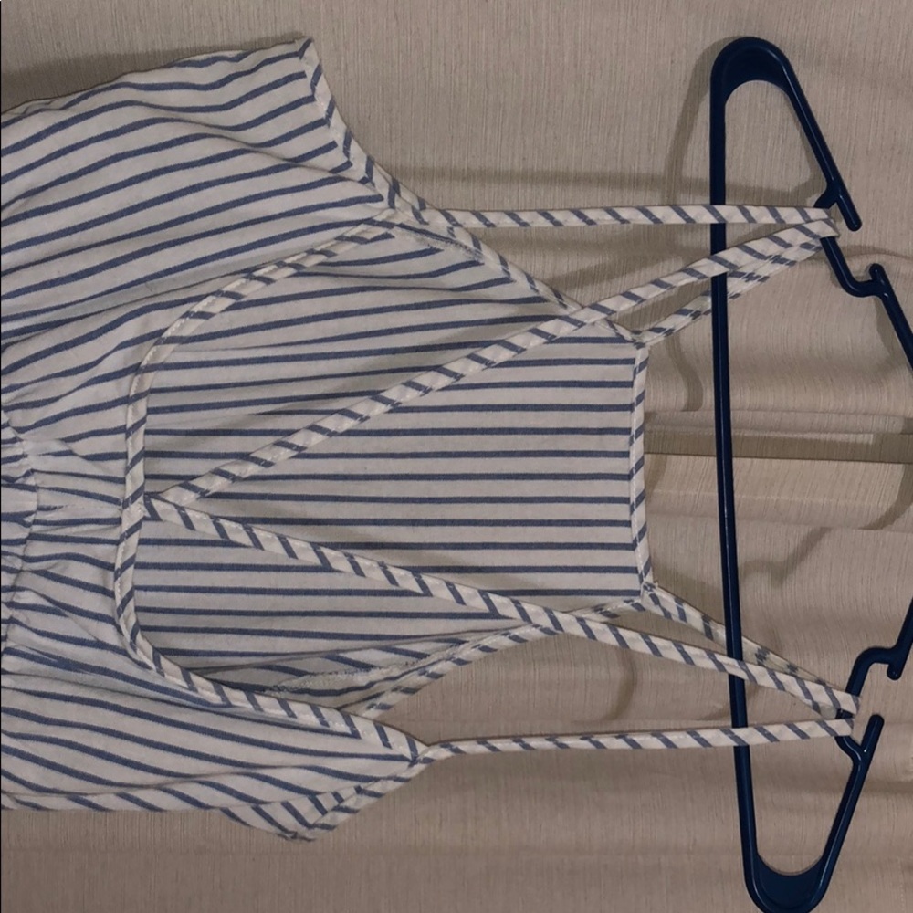 Romper with low back - Picture 4 of 4